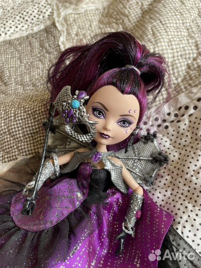Ever after high Raven Queen