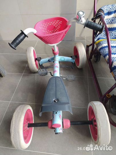Детский велосипед четырехколесный