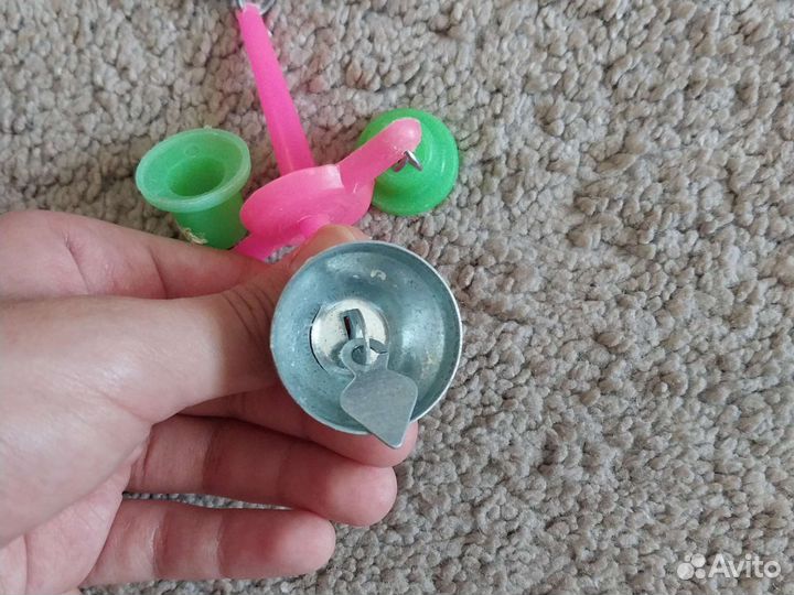 Игрушки для попугаев