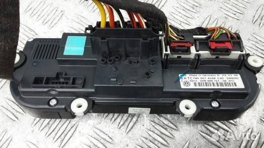 Блок управления печки и климат-контроля volkswagen