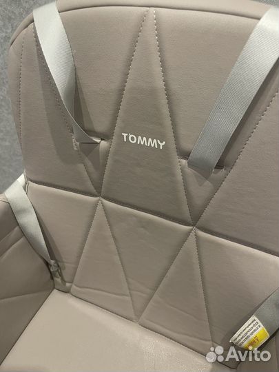 Стульчик для кормления tommy