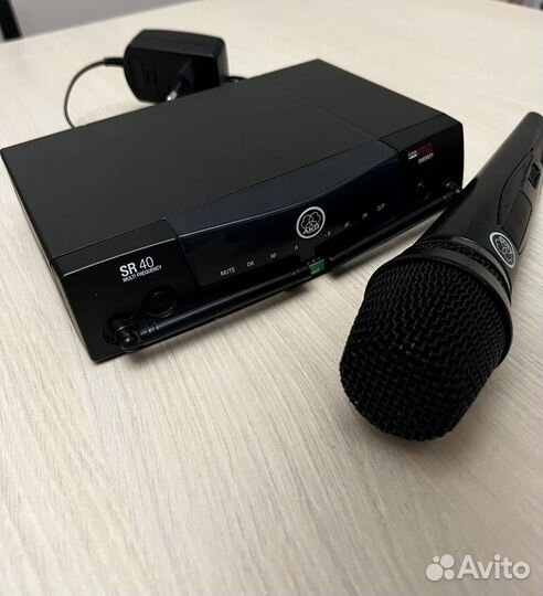 Радисистема akg sr40 ht40
