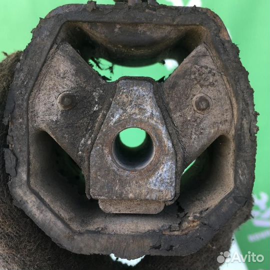 Опора двигателя Фольксваген Транспортер Т2 Т3 79