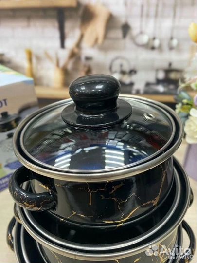 Набор кастрюль новый