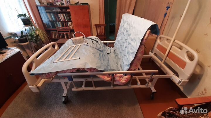 Ортопедическая кровать с ортопедическим матрасом