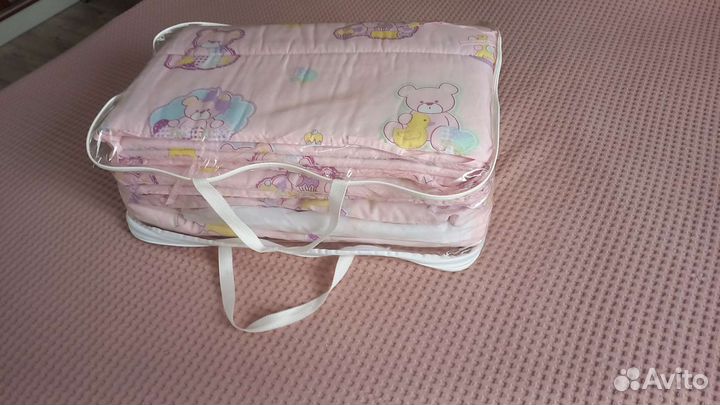 Бортики в кроватку