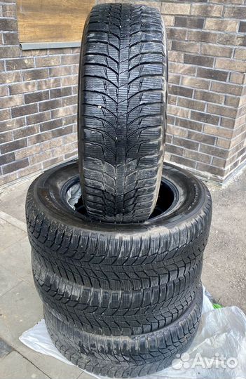 Triangle PL01 235/65 R17 108R