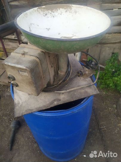 Зернодробилка бу