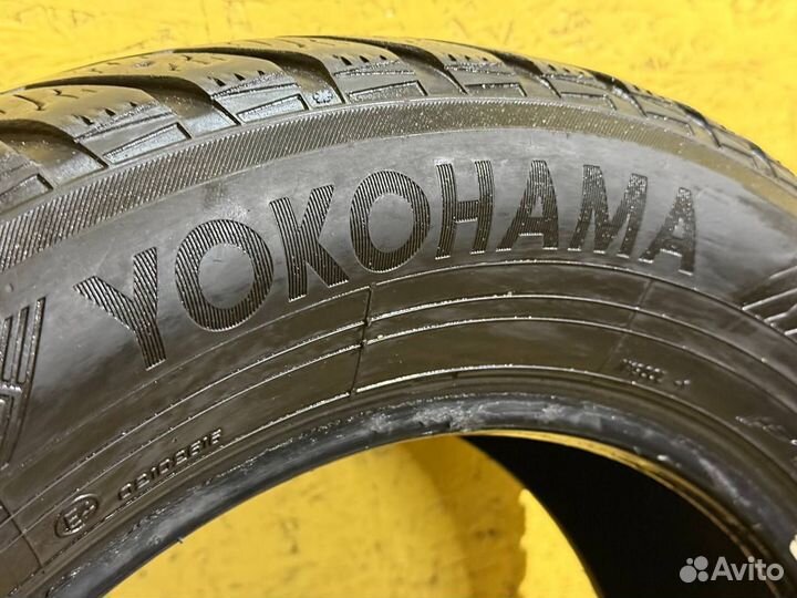 Yokohama IceGuard Stud IG65 215/65 R17 103T