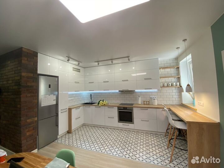 Кухня на заказ из мдф под ключ в Омске