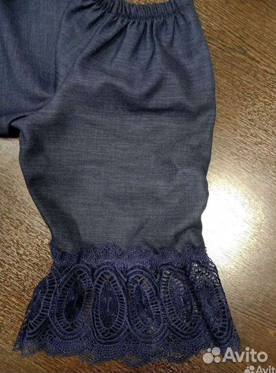 Платье с открытыми плечами