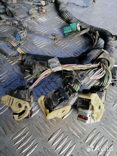 Проводка (коса) моторная форсунки Ford Focus (III)