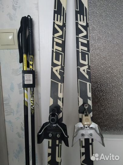 Лыжи беговые детские,150 см