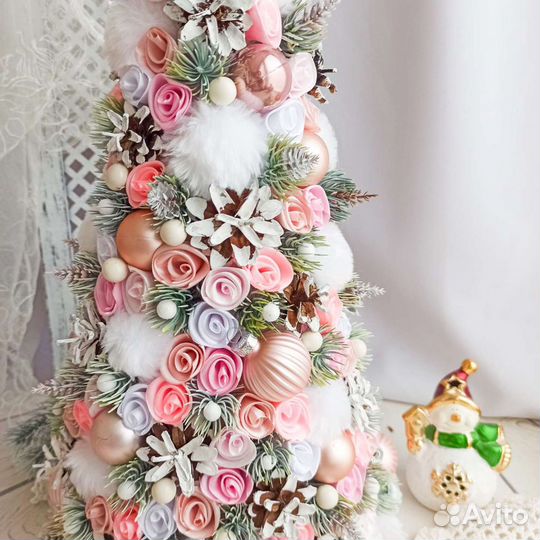 Елка новогодняя ручной работы с гирляндой