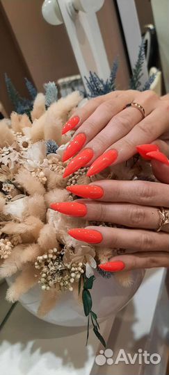 Маникюр педикюр. За час маникюр с покритием