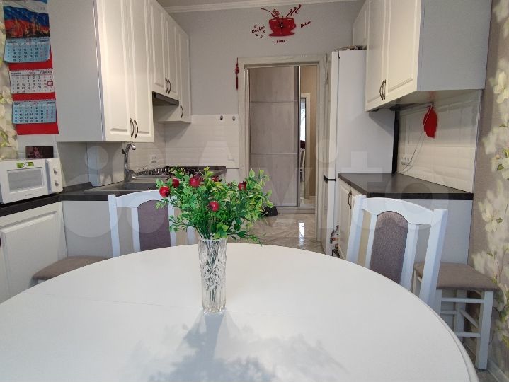 2-к. квартира, 60 м², 2/9 эт.