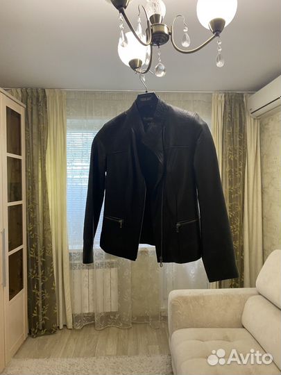 Куртка кожаная женская