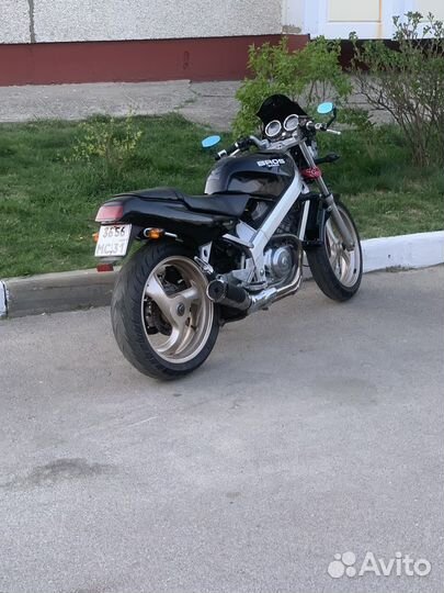 Honda bros 650