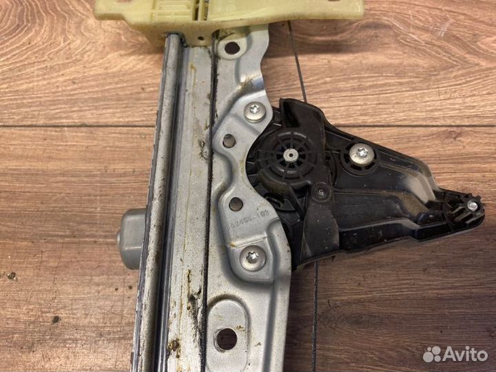 Стеклоподъемный механизм передний левый Лада X-Ray