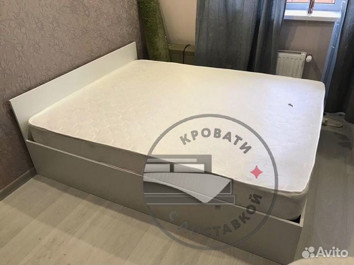 Кровать двуспальная
