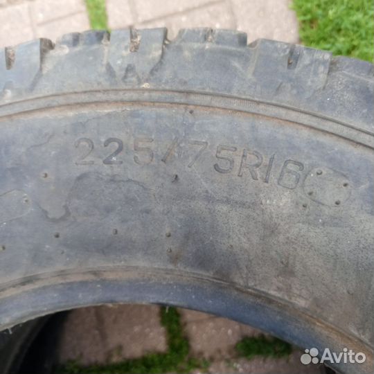 Armstrong ATH11 10.00/10.5 R12C 26L