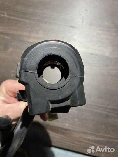 Правый пульт для Yamaha FZ1 FZS1000 Fazer 01-05