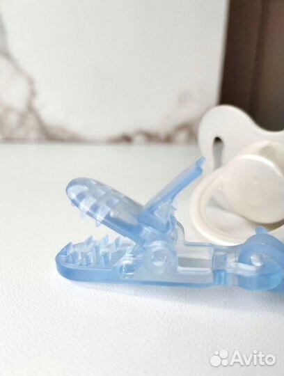 Новая соска пустышка 0 6 мес и держатель прищепка