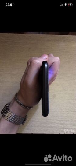 Телефон iPhone XR