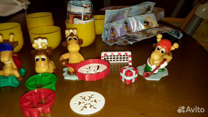 Киндер макси рождественские олени 2013-2014 ретро