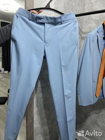 Продам костюм