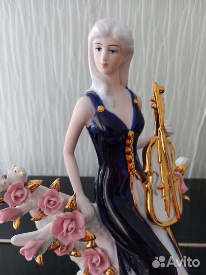 Статуэтки фарфоровые Китай