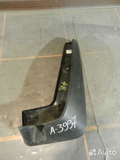 Брызговик задний правый - Kia Sportage 4