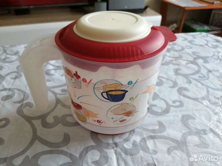 Емкость для смешивания Tupperware