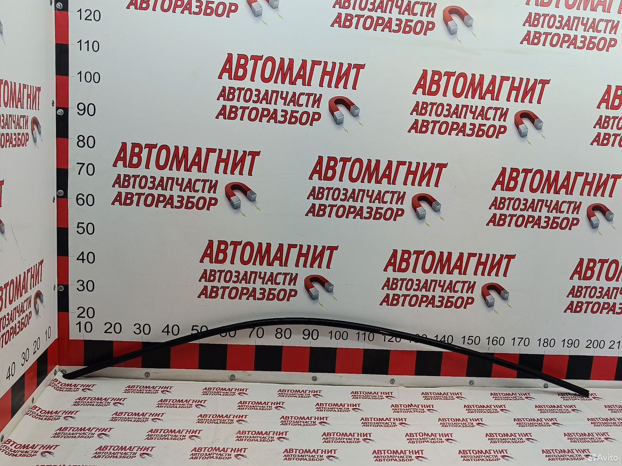 Молдинг кузова правый Zeekr 001