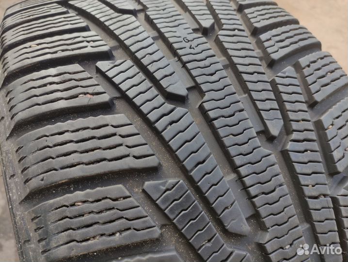 Nokian Tyres Hakkapeliitta R SUV 275/40 R20 106R