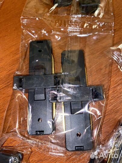 Коннекторы для трековых светильников