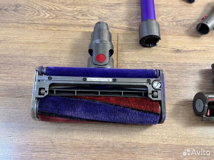 Пылесос dyson v8 (sv10) оригинал новый акб