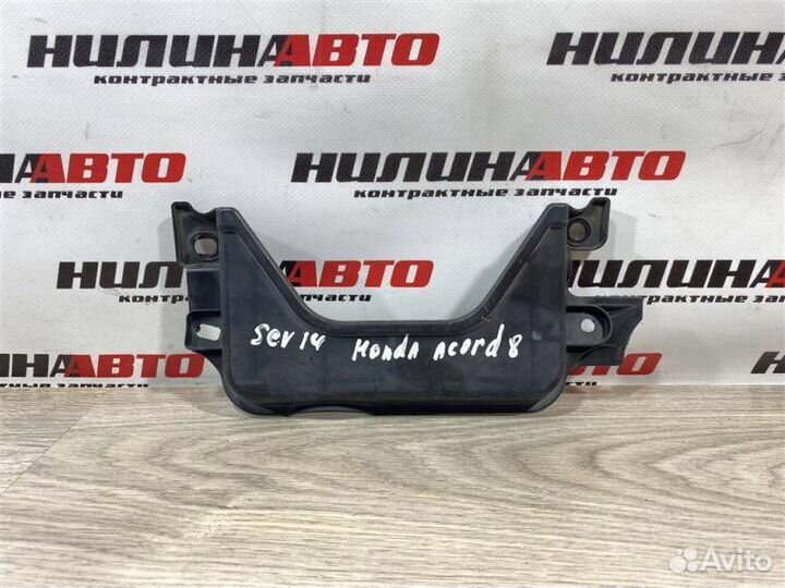 Накладка замка капота Honda Accord 8 универсал