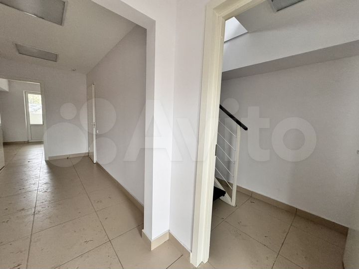 Двухуровневый офис, 73 м²