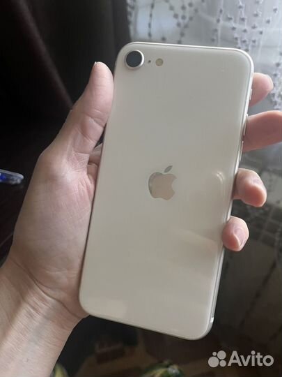 iPhone SE (2022), 128 ГБ