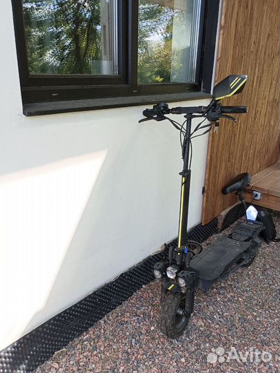 Самокат Kugo M5