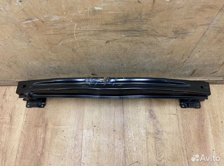 Усилитель заднего бампера Skoda Octavia (A8) 2019+