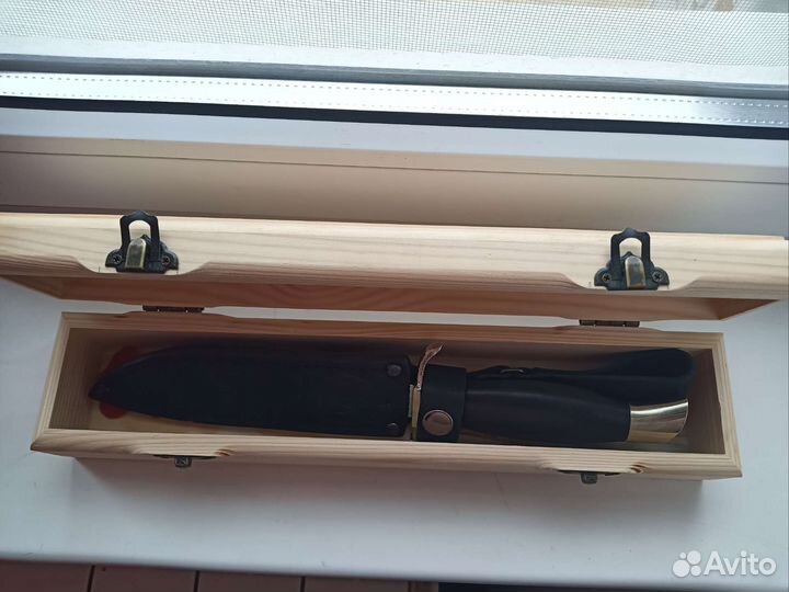 Шкатулка из дерева ручной работы