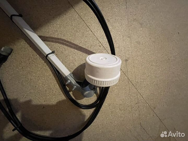 Антенна спутниковая