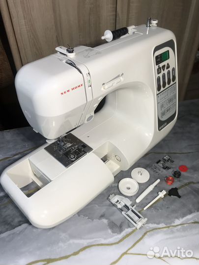 Швейная машина NEW home 8330 (janome )