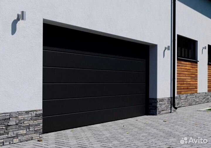 Секционные ворота