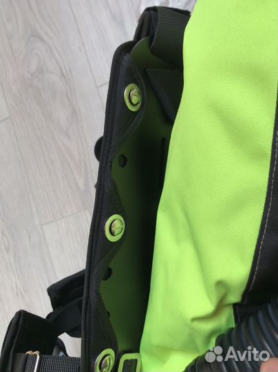 Компенсатор плавучести крыло