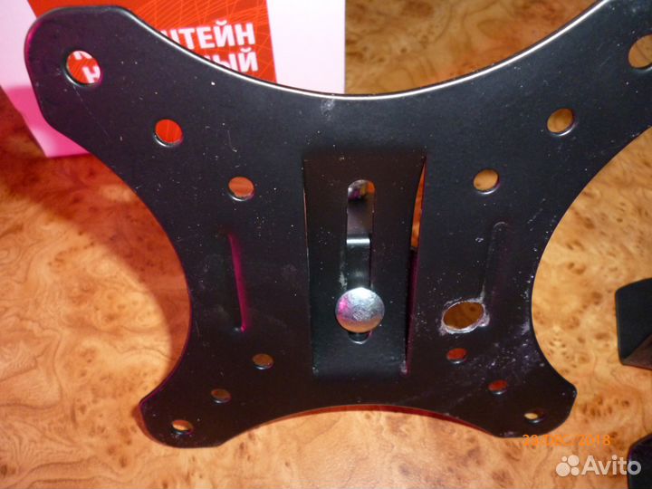 Кронштейн для плазменного телевизора