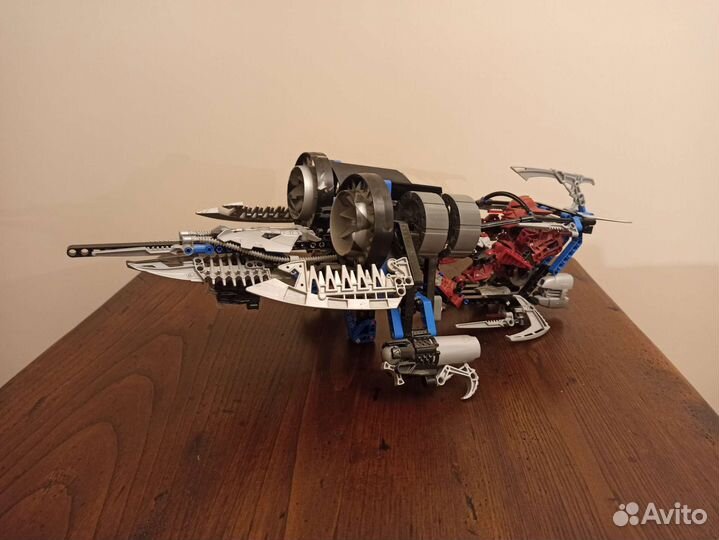 Lego Bionicle 8942 Jetrax T6 8995 Thornatus V9