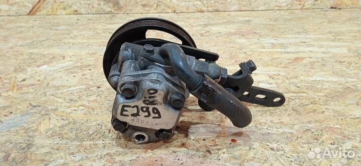 Насос гидроусилителя руля Kia Rio 2002